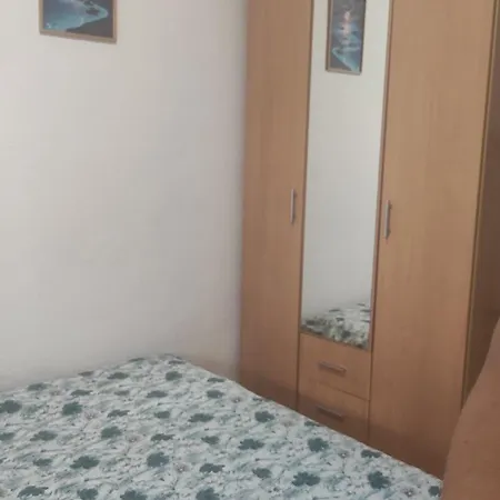 Appartamento Leonida 3 *