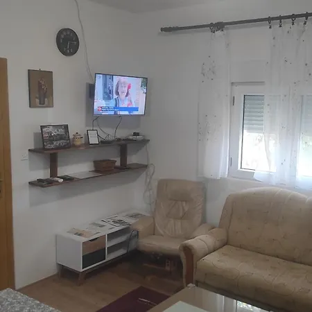 Apartman Leonida 3